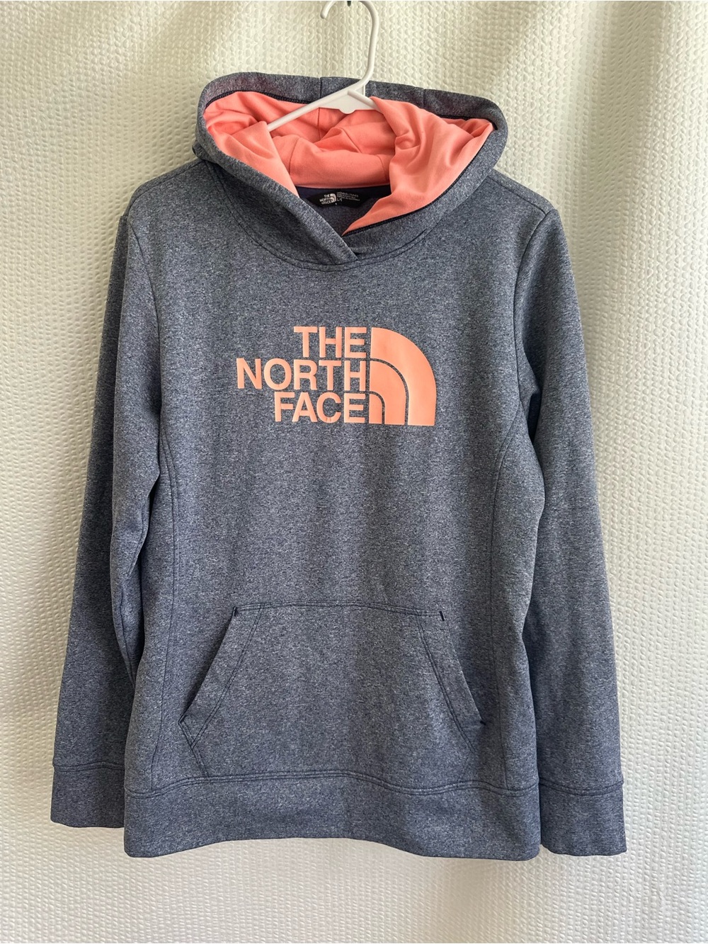 The North Face Blue Coral Pink Pullover Hoodie Sweatshirt Women’s Size Large